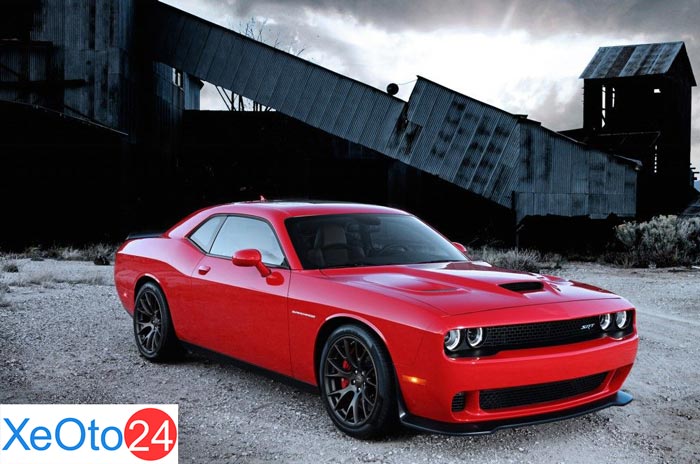 Đánh giá kỹ thuật, giá bán của Dodge Charger 2022 - XeÔTô 24